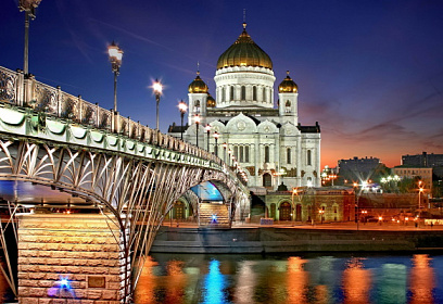 Диско-прогулка по Москве-реке на «танцующем» теплоходе